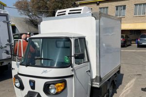 Battery freezer units V150TB are installed on tuktuk in South Africa