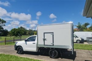 The New Installation Of Truck Freezer Unit V350F 