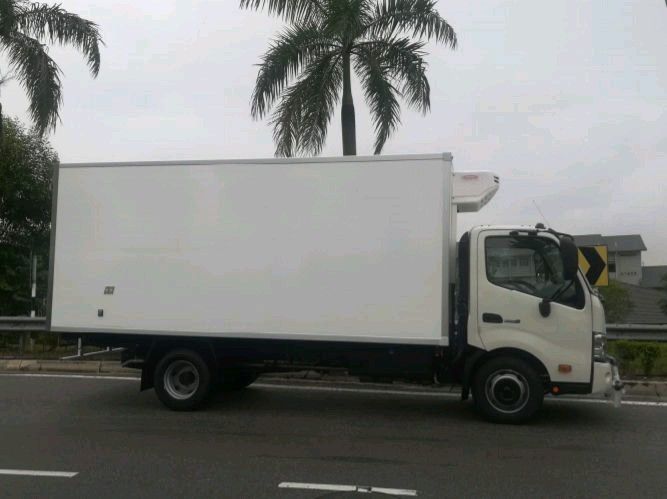 High quality transport refrigeration unit installed in Southeast Asia